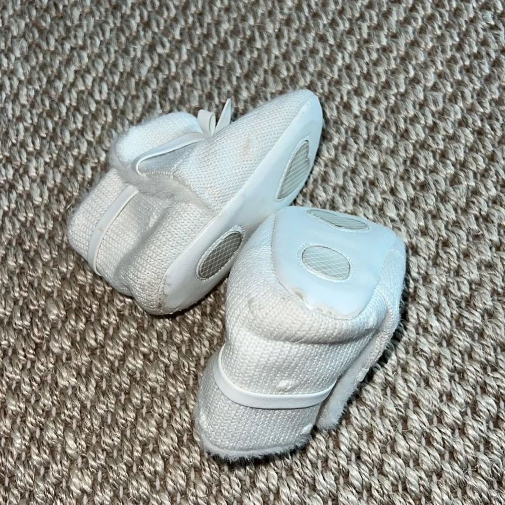 MAYORAL Knitted Booties size 19 UK, size 3 US